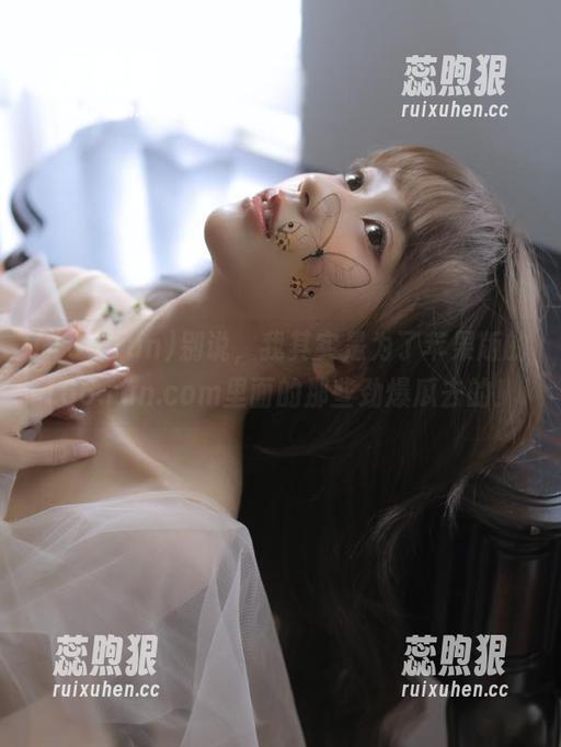 别说，我其实是为了苹果版的166.run.com里面的那些劲爆瓜去的！