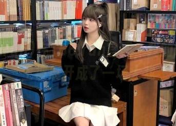 在166.run官网，我的吃瓜人生被展开成了一场大戏