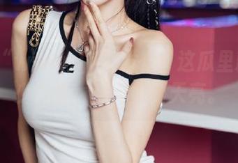 “www.17”发布：这瓜里藏着多少八卦，真要数到天亮。