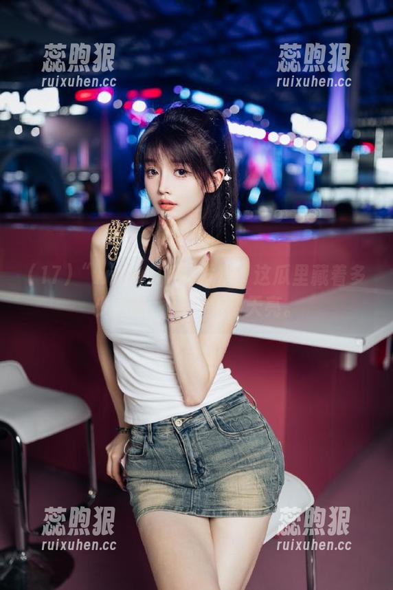“www.17”发布：这瓜里藏着多少八卦，真要数到天亮。