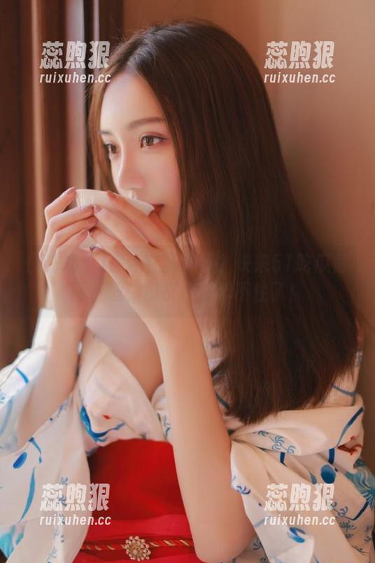 51吃瓜 你还在犹豫吗?快来51吃瓜官网下载,瓜皮都快撑不住了!