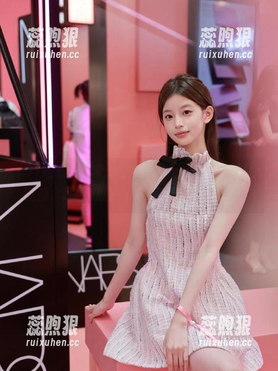 51吃瓜 追求juicy的你绝不能错过这个链接,51吃瓜的黑料编织了一出好戏!