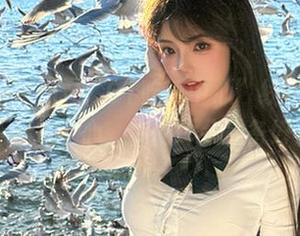 “91吃瓜中心”线路：今天的八卦分发中心，你的耳朵准备好了吗？