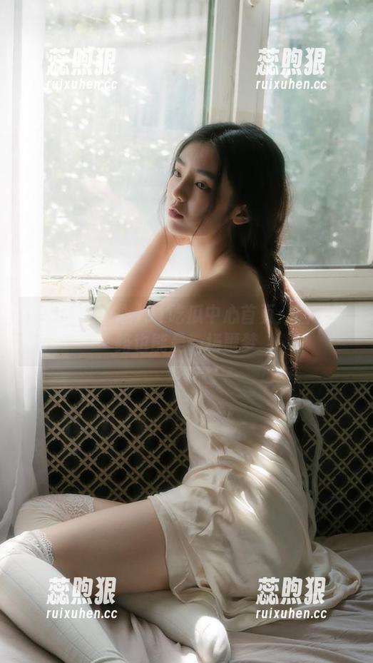 91吃瓜中心首页：回家的路也能是一场噩梦