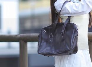 在91黑料在线首页，探秘那些“无意间”的面白时刻！