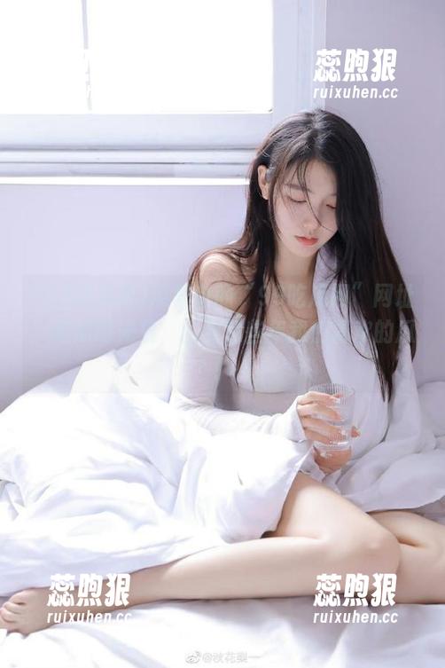 瓜群中的“99吃瓜网”网址：吃瓜时光机，回到那些年我们喜欢的瓜！