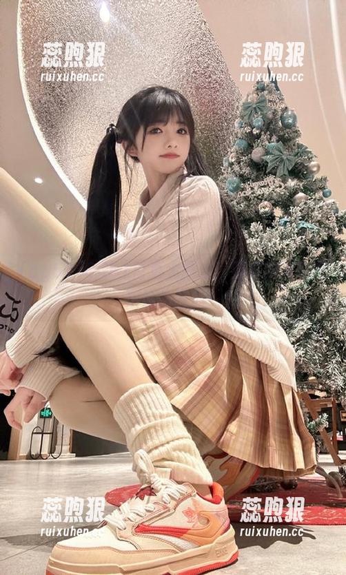 CG51首页大揭秘：到底是谁在背后偷偷吃瓜？