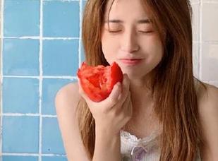 想知道更多内幕？tttzzz668.suapp助你轻松开扒黑料！