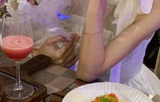 意外点开zztt155.ccm黑料视频，感觉自己不知不觉成了幕后主角，满满都是惊喜！