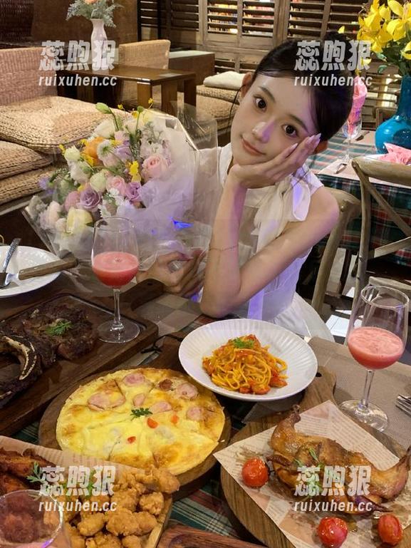 意外点开zztt155.ccm黑料视频，感觉自己不知不觉成了幕后主角，满满都是惊喜！