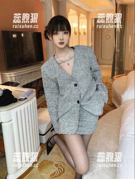 穿越时空的脑洞，zztt11发布的消息引发网络疯狂讨论！