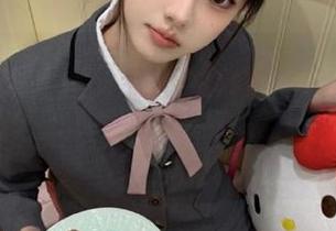 今日吃瓜9151苹果版：今晚就让我们的眼球彻底吃饱，把八卦吃成了大餐！