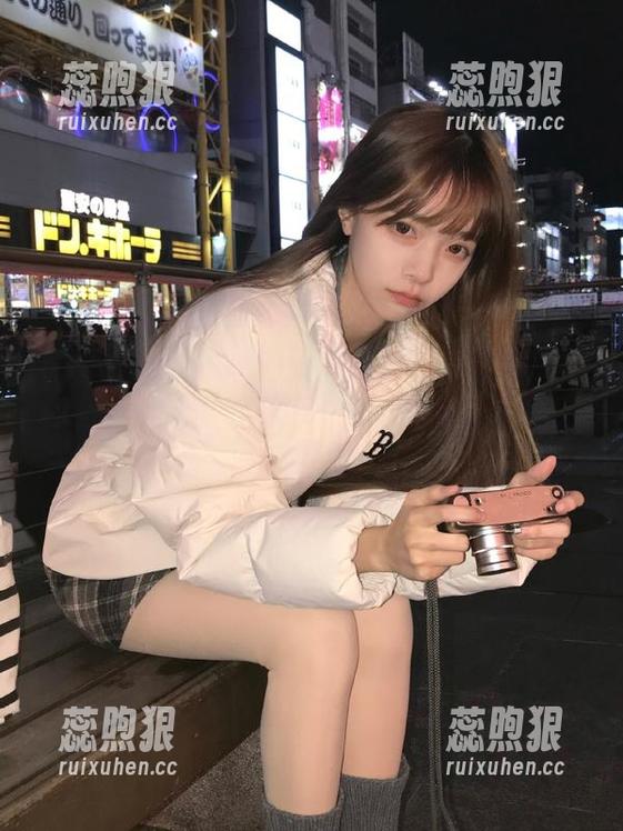 持续刷新“免费吃瓜”的分享内容，感觉下巴要掉了，这剧情太丰富了！