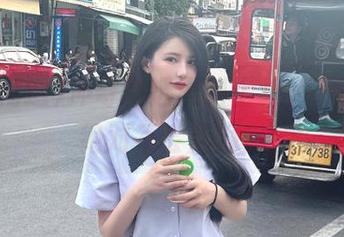 冲哥精选黑料上线，下载后你绝对不会后悔！