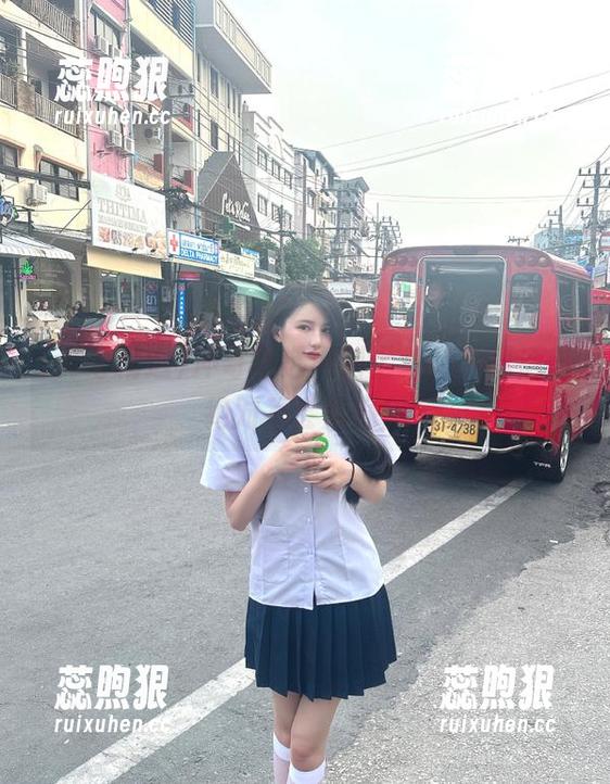 冲哥精选黑料上线，下载后你绝对不会后悔！