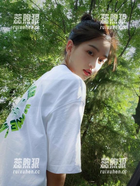 违规入侵吃瓜大本营入口，萌新的我悄悄捡了个大瓜！