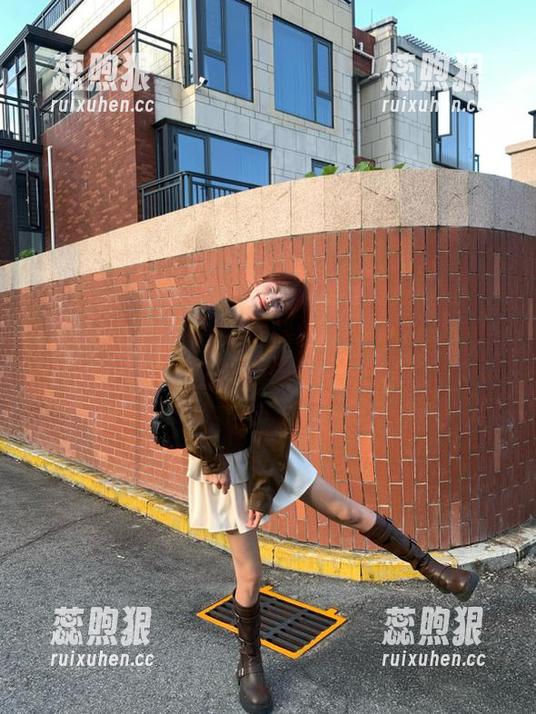 吃瓜网 吃瓜网资源来袭,网友们的八卦到底有多离谱?看完忍不住翻白眼!