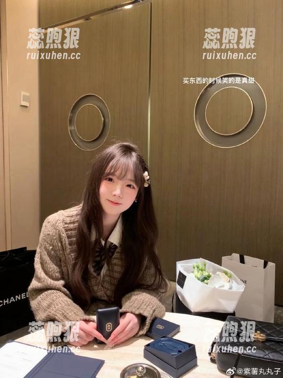 吃瓜网红首页是不是在酝酿一场黑料大戏啊？我已经坐不住了！