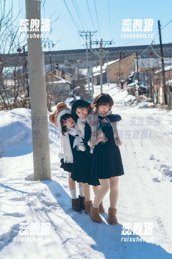 在线吃瓜网页版：关注那些小秘密，八卦真正的入口就摆在前面！