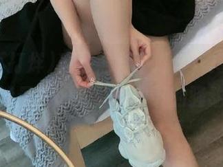 直达黑料不打烊，揭秘“正能量”的光鲜表象下的骚动