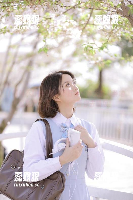 黑料不打烊：今天的八卦地址在哪？走，传送门带你去嚼瓜！