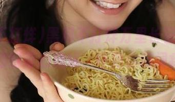 黑料不打烊万里长征，直达你的好奇心底线，吓到你脑阔疼！