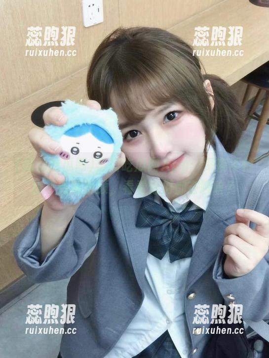 黑料吃瓜网App：深夜不怕找不到好视频，看看他们都在聊啥？