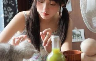 抖音网红翻车现场，黑料吃瓜网站视频带你见证奇迹！