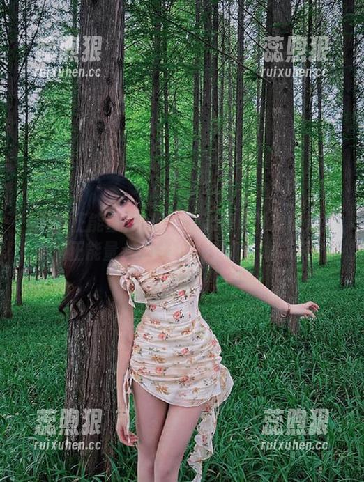 听说这个链接点开就能走进黑料正能量zzzttt的传送门，敢试吗？