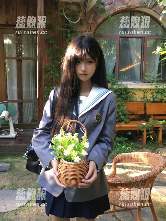 最新51黑料社：看着这些消息，我心里默默算了个账。