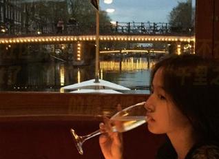 黑料社区安卓在线：不在线你就out了，谁还不想看那些“千里之外”的精彩呢？