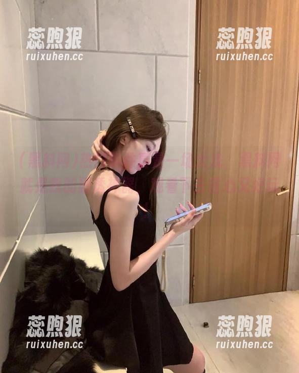 热门事件真是一场大戏，黑料网就是我的剧透神器，观看下去省心又好玩！