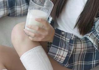 黑料网曝，地址一查正能量视频如潮水般涌来，这一下心里暖暖的。