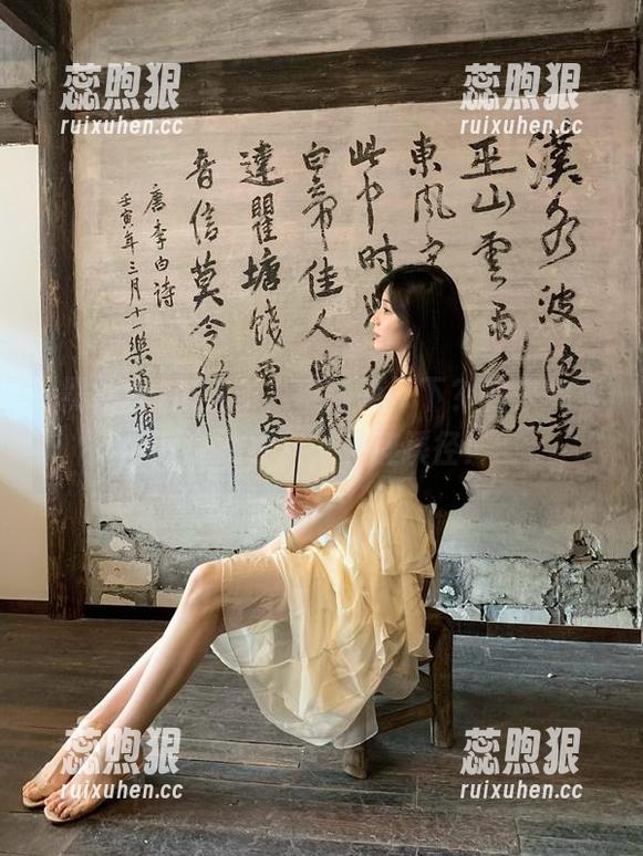 瓜太多，电话存不下？快来免费下载黑社料，另辟蹊径！